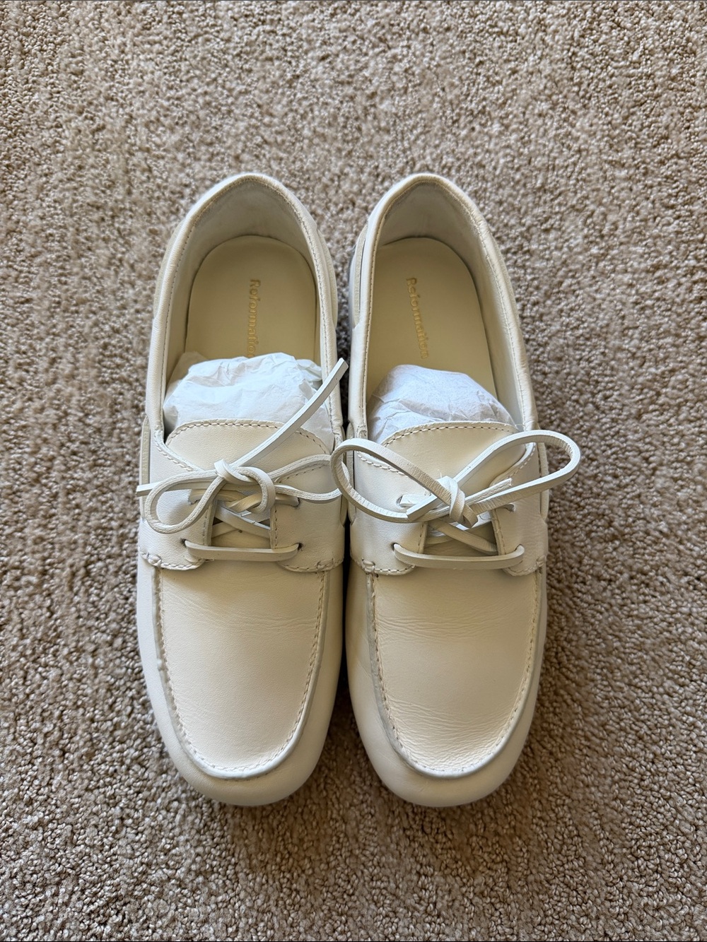 Fia Leather Boat Loafer in Off-White